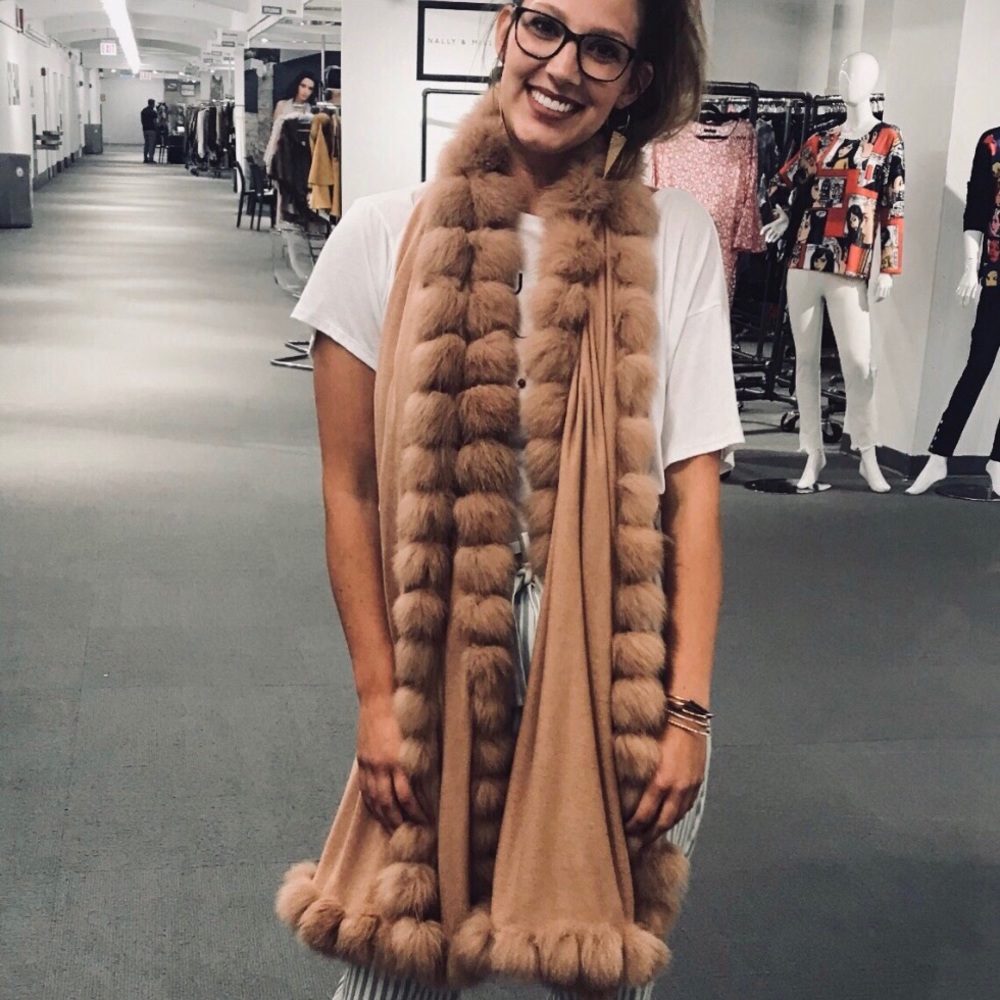 Dolce Cabo Fox Fur Wrap